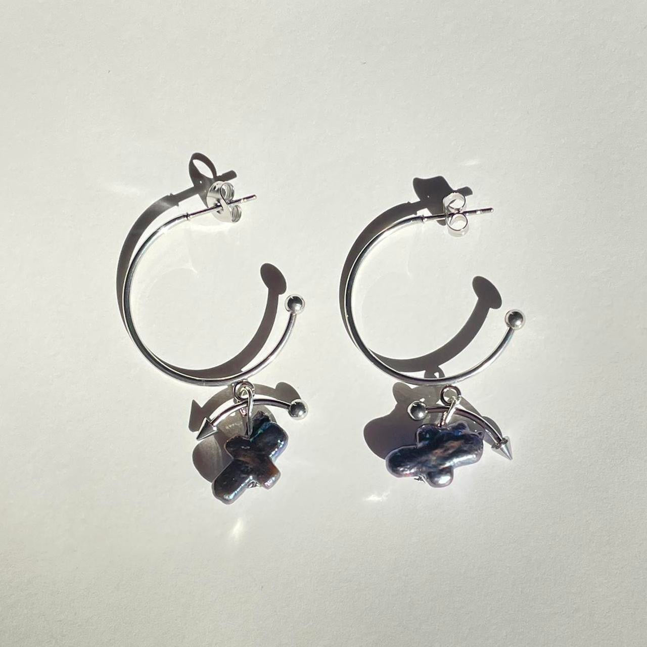 the crossbow earringsₓ˚. ୭ ◦˚.