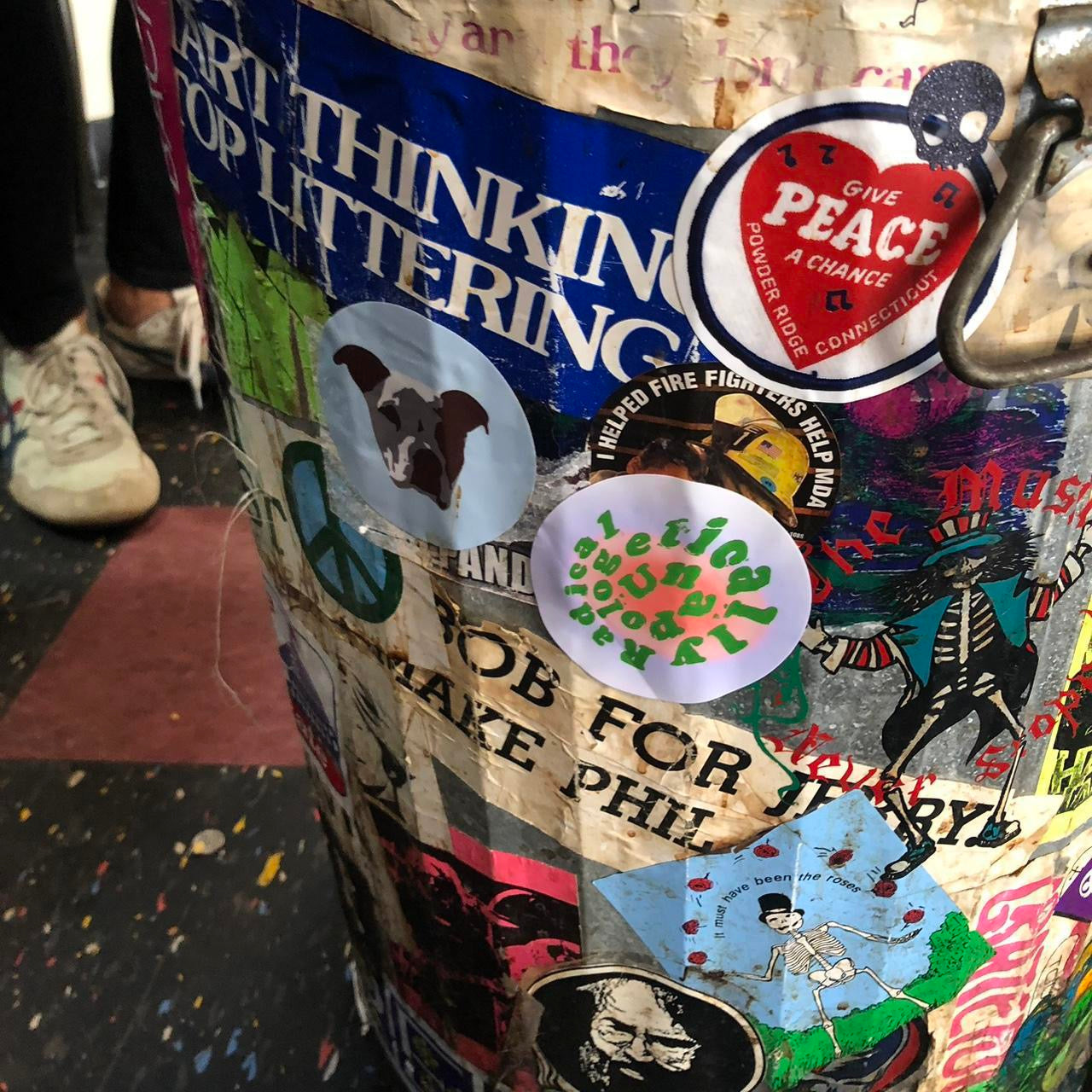 the swirl sticker