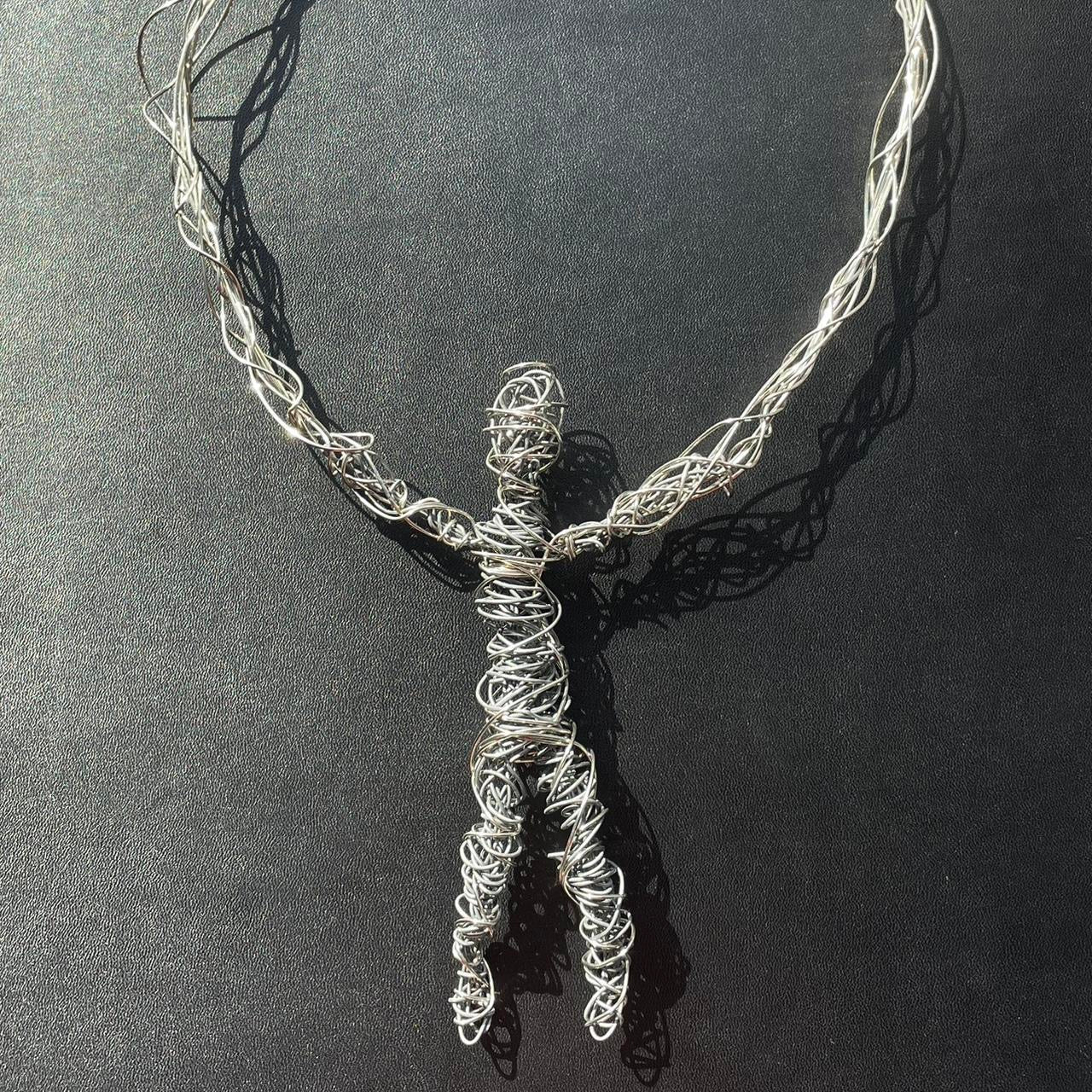 the twisted necklace *ੈ