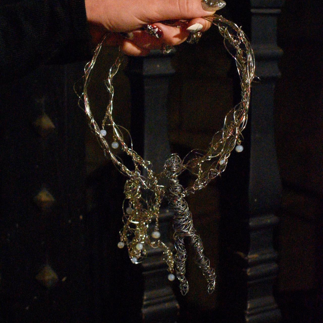 the twisted necklace *ੈ