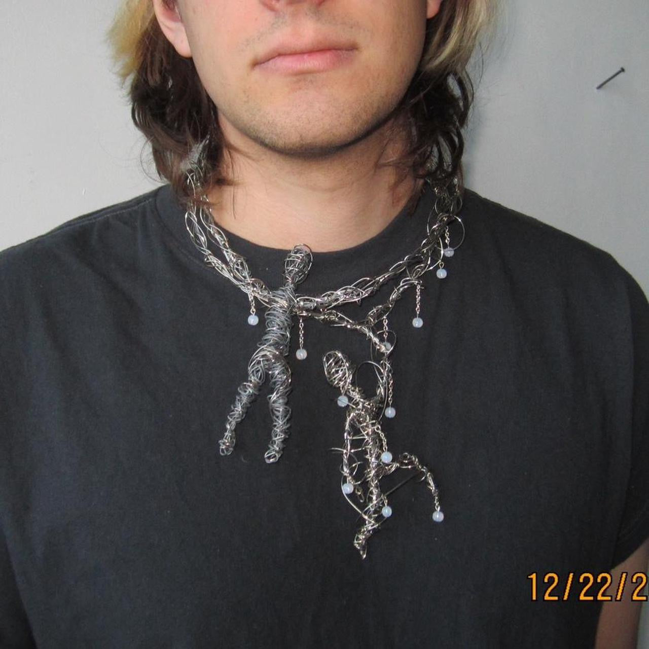 the twisted necklace *ੈ
