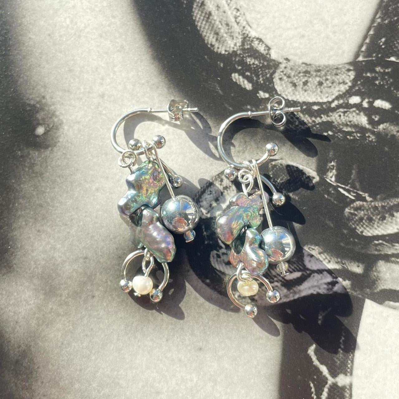 the oil spill earrings *+:。.。O