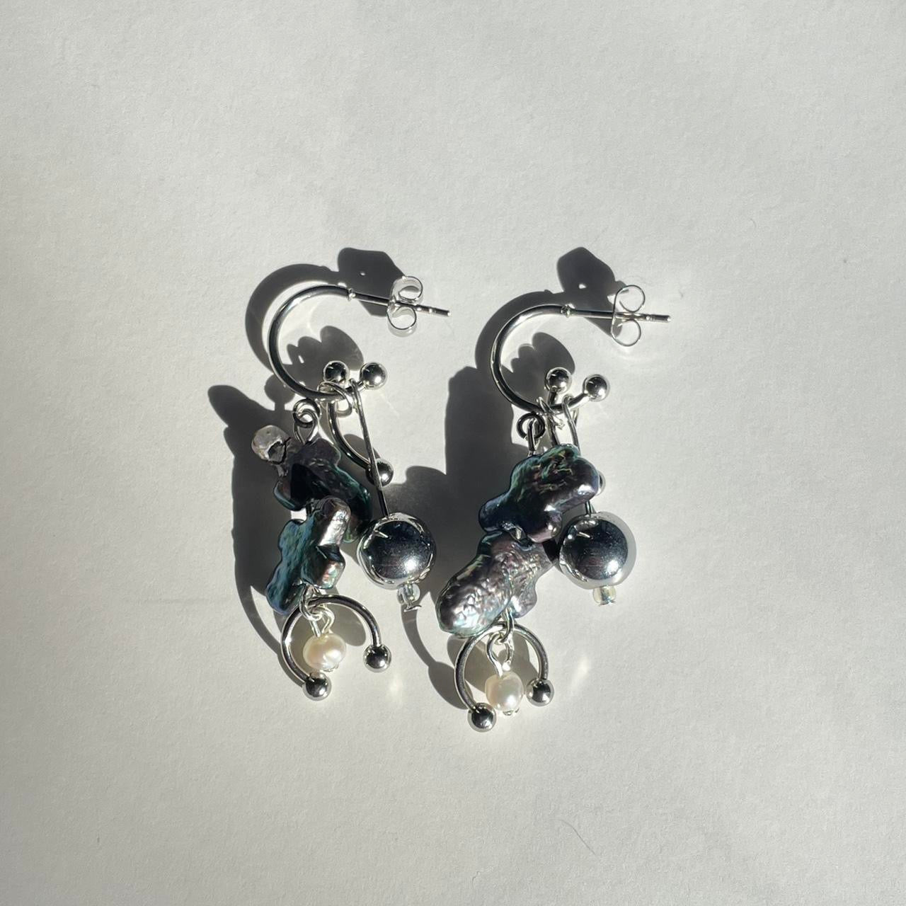 the oil spill earrings *+:。.。O