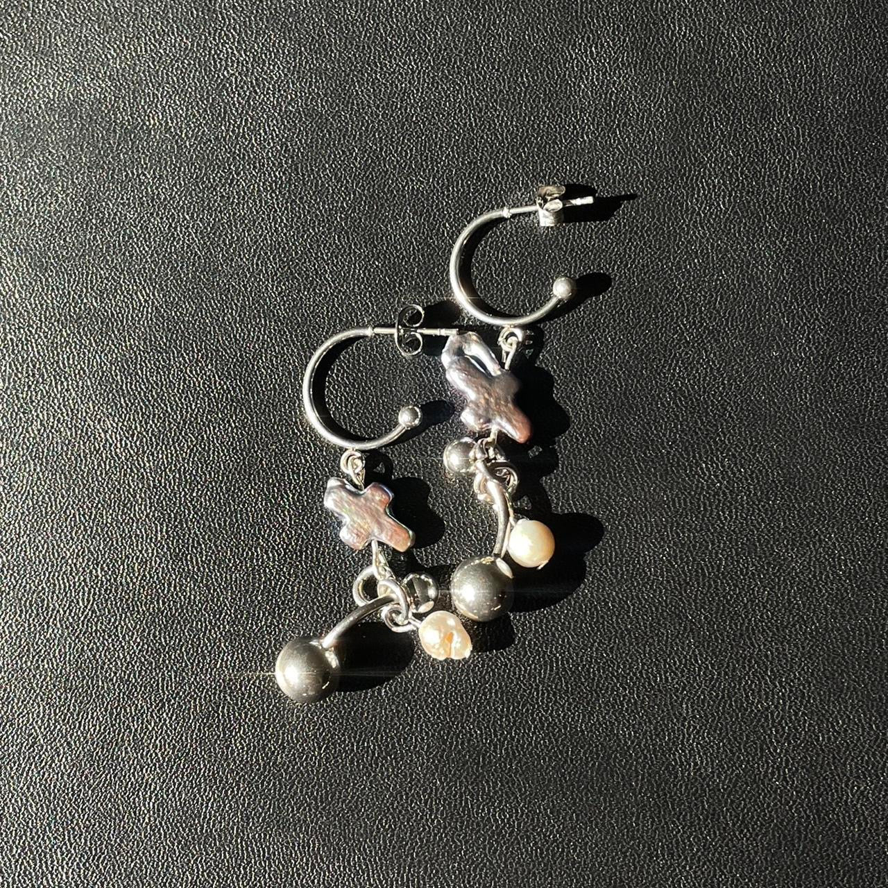 the odyssey earrings .。*゚+.*.。