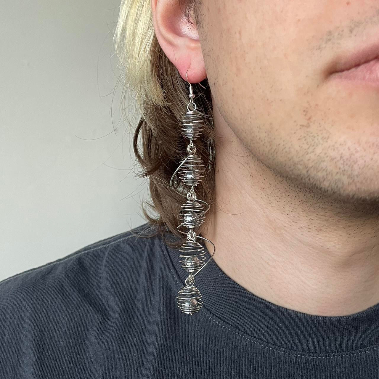 x the unravel earrings ︵‿︵‿︵‿︵