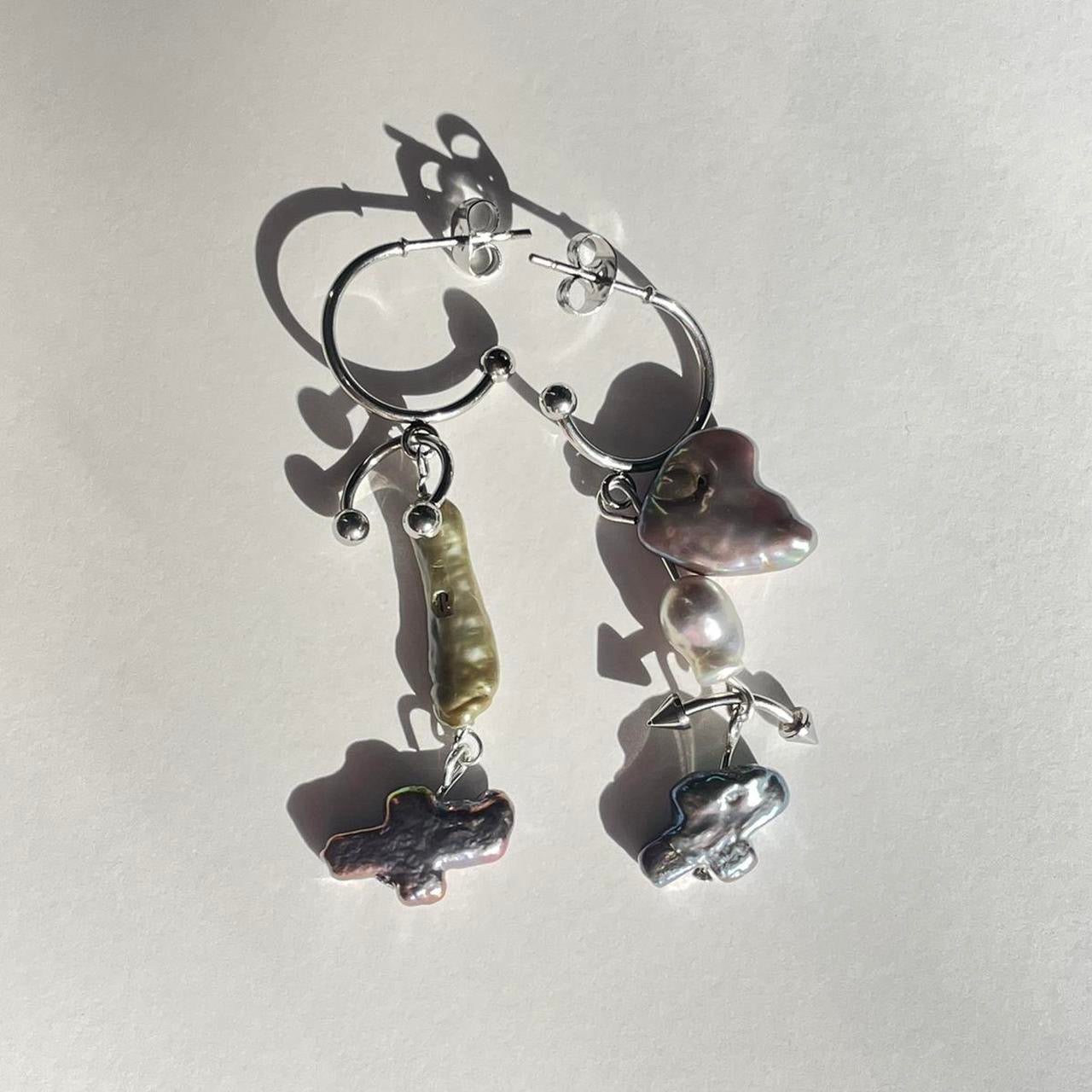 x the heartstring earrings ⋆⭒˚。⋆₊ ⊹