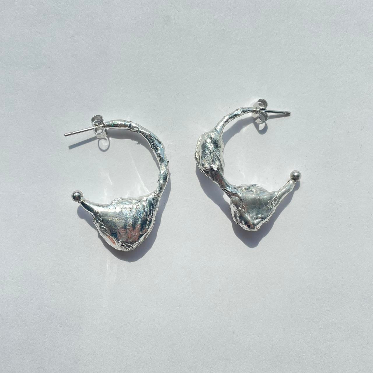 x the liquid hoops ⋆⭒˚。⋆₊ ⊹