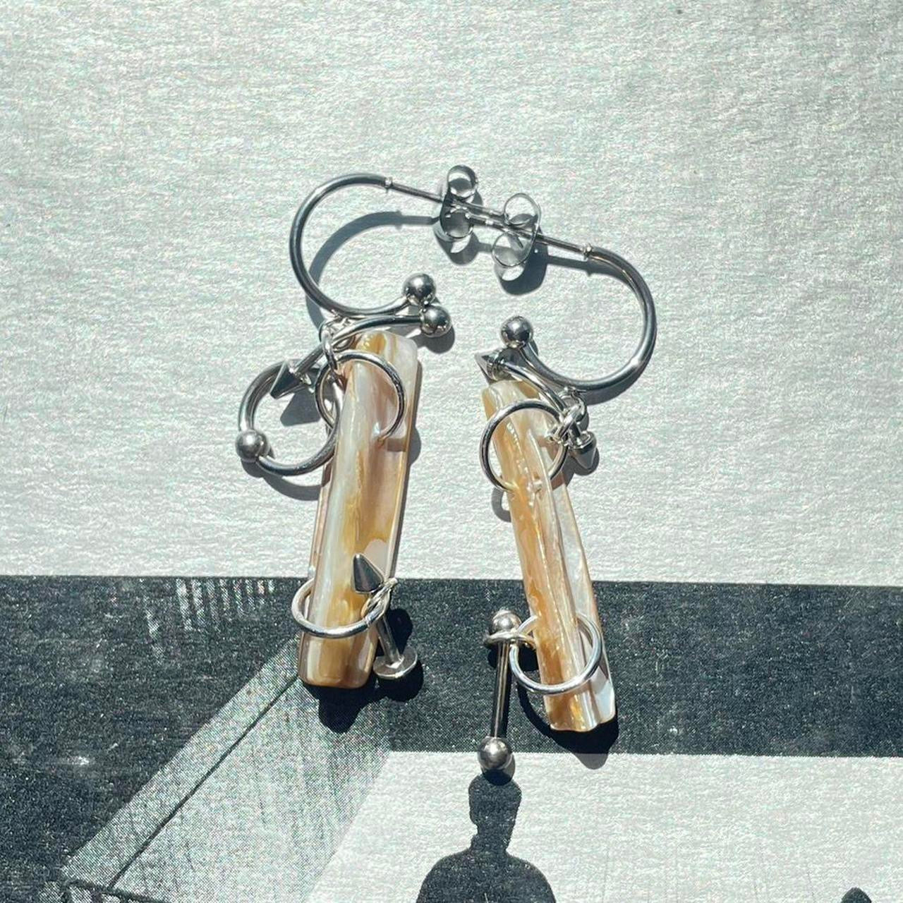 the shore earrings ⋆。°✩ ⋆⁺。˚⋆˙