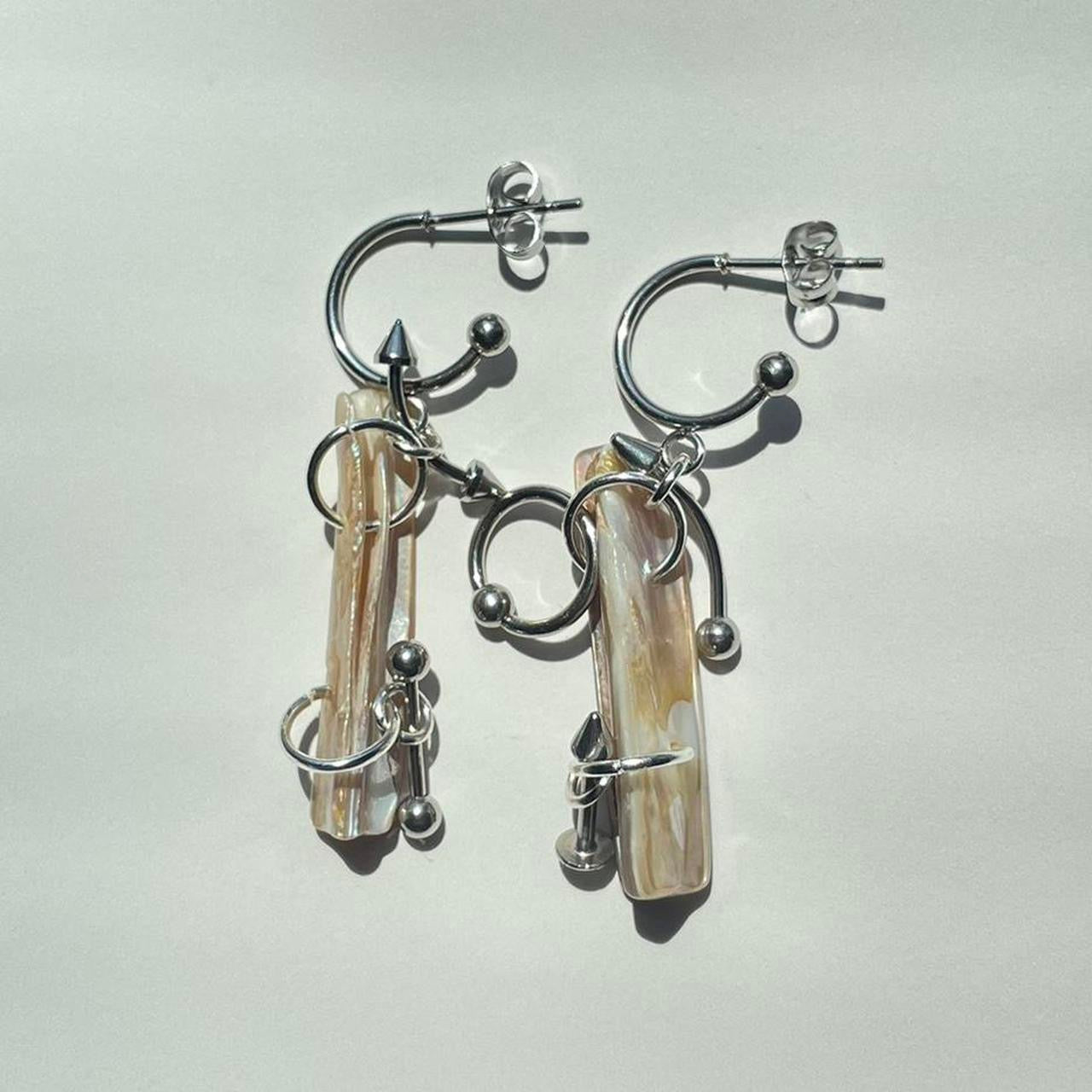 the shore earrings ⋆。°✩ ⋆⁺。˚⋆˙