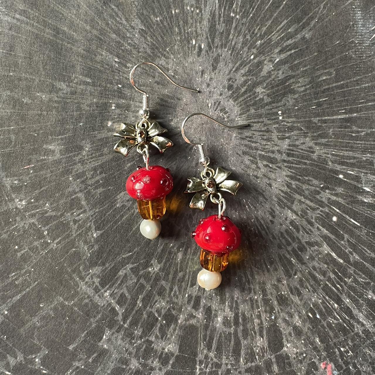 the fungus earrings .・・゜゜・.・ ・゚゚・。