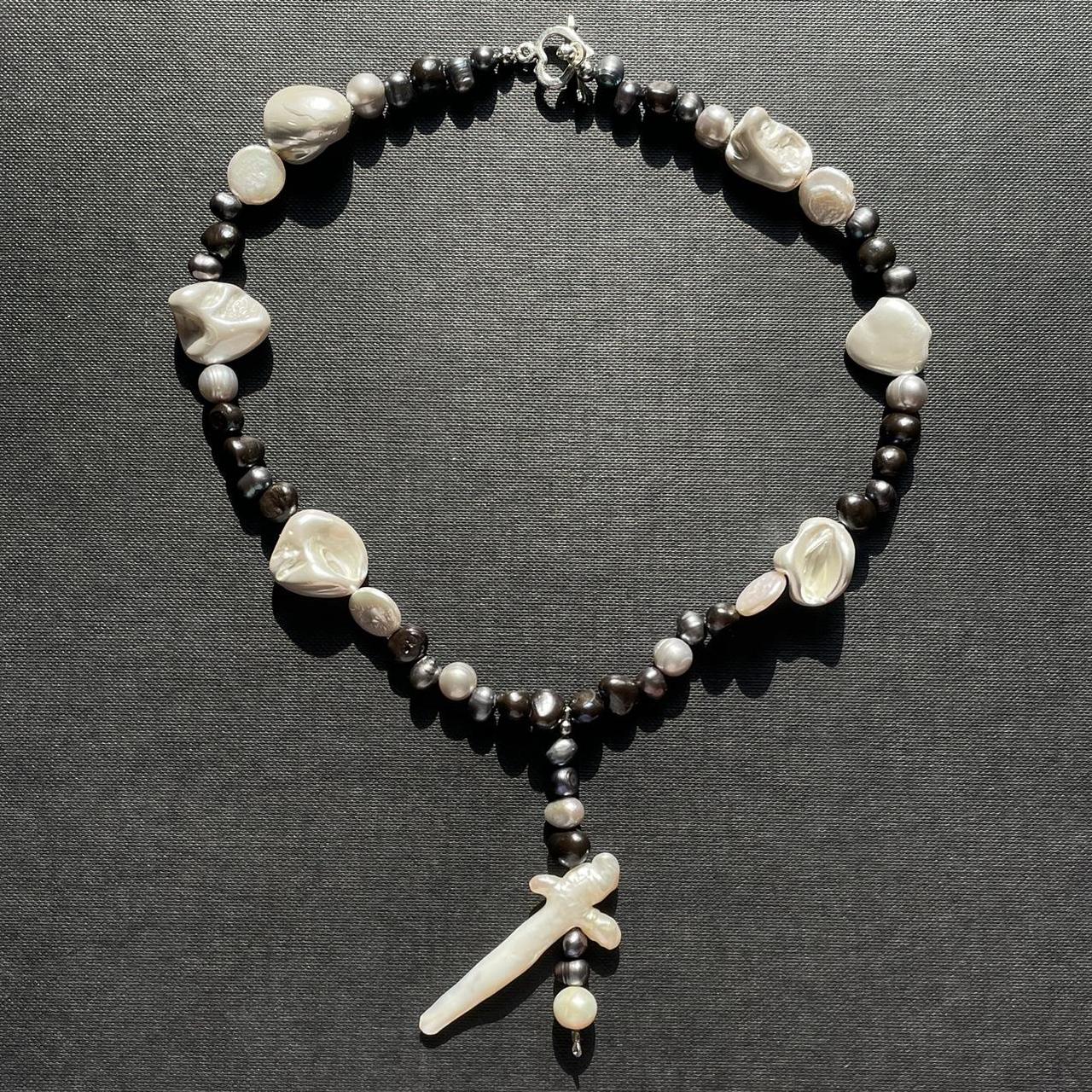 the midnight necklace ⋆·˚ ༘ *