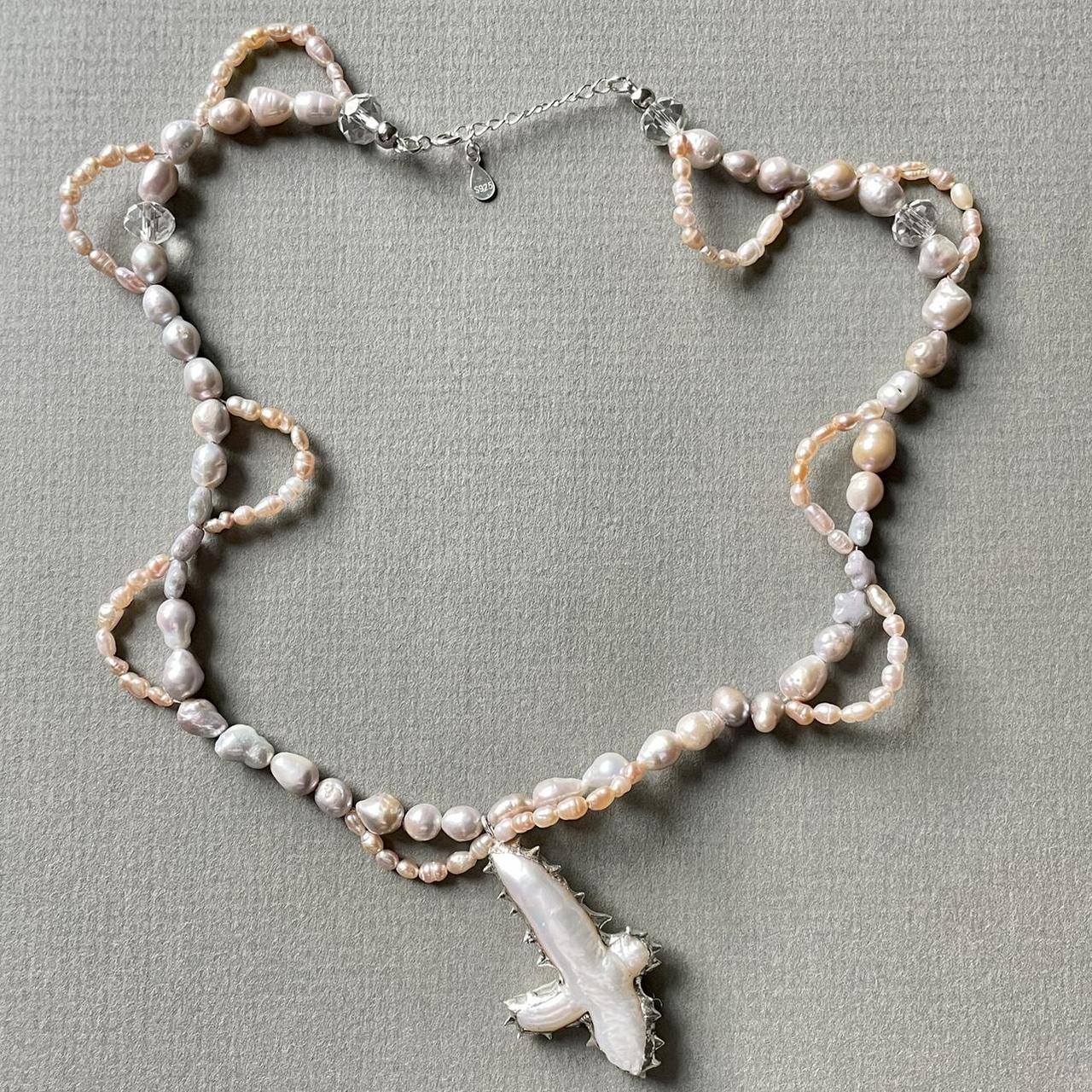 (09) the entangled necklace 。・:*:・゚★,。・:*:・゚☆