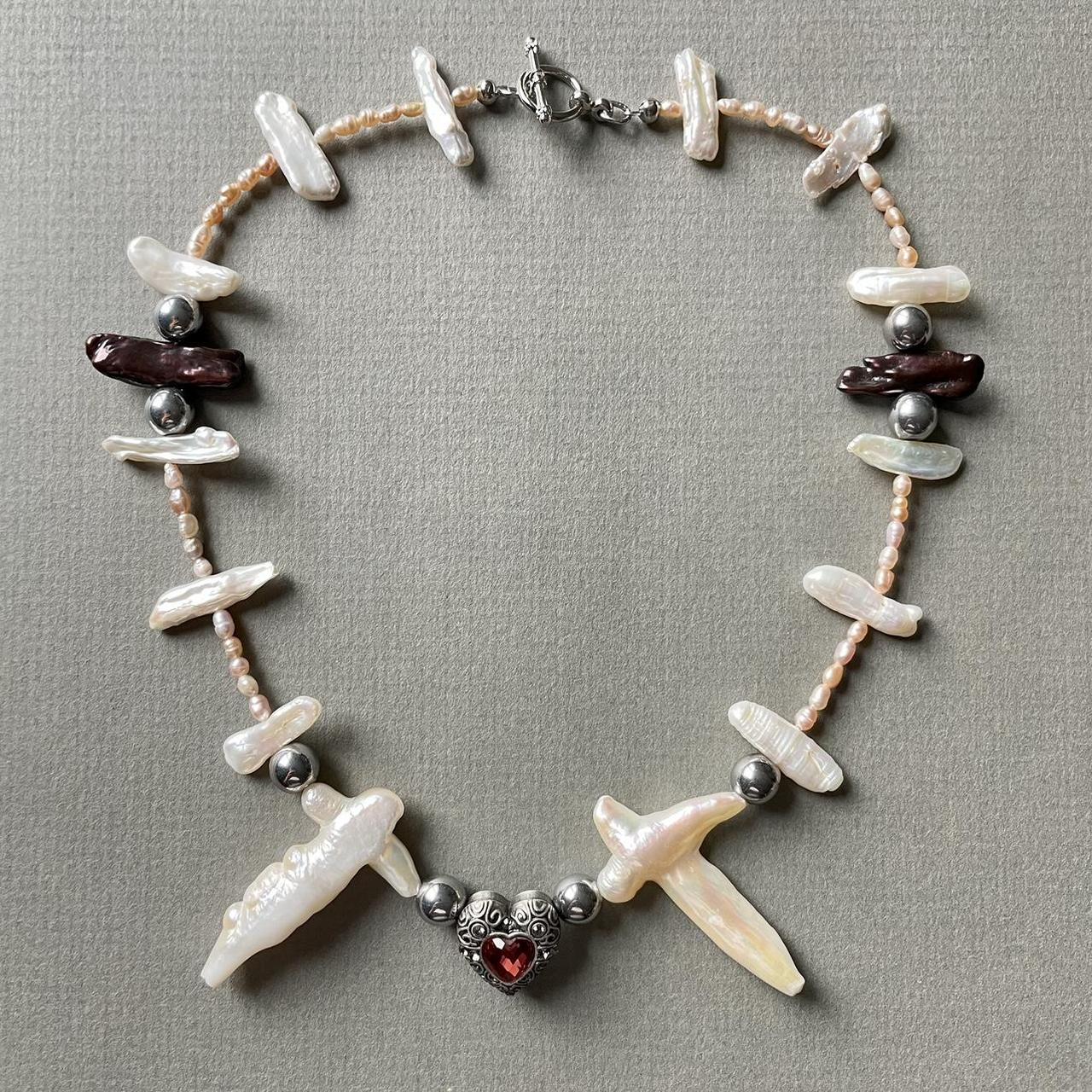 the cold heart necklace ⁺‧₊˚ ཐི⋆♱⋆ཋྀ ˚₊‧⁺