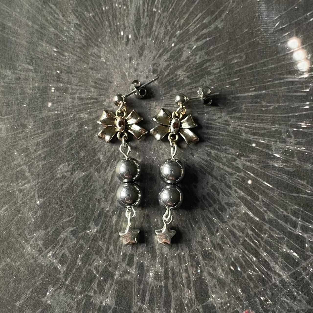 the winter earrings ⋆。𖦹°⭒˚。⋆