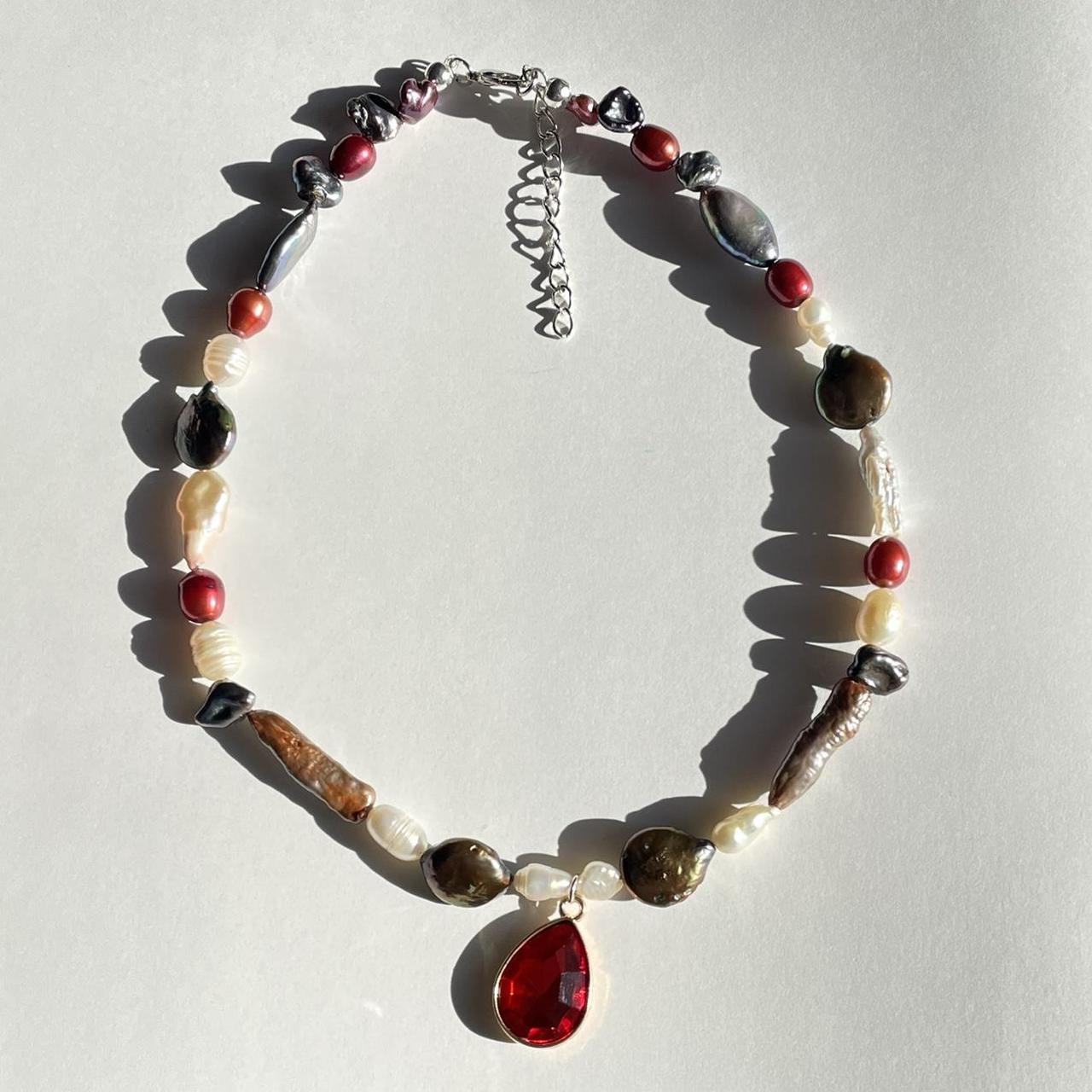 the ruby necklace *· ⋆ ˚。⋆୨୧˚*·