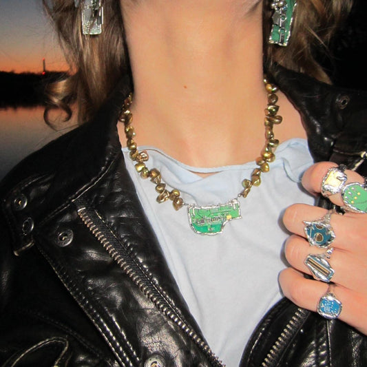 the conductor necklace ꩜ .ᐟ