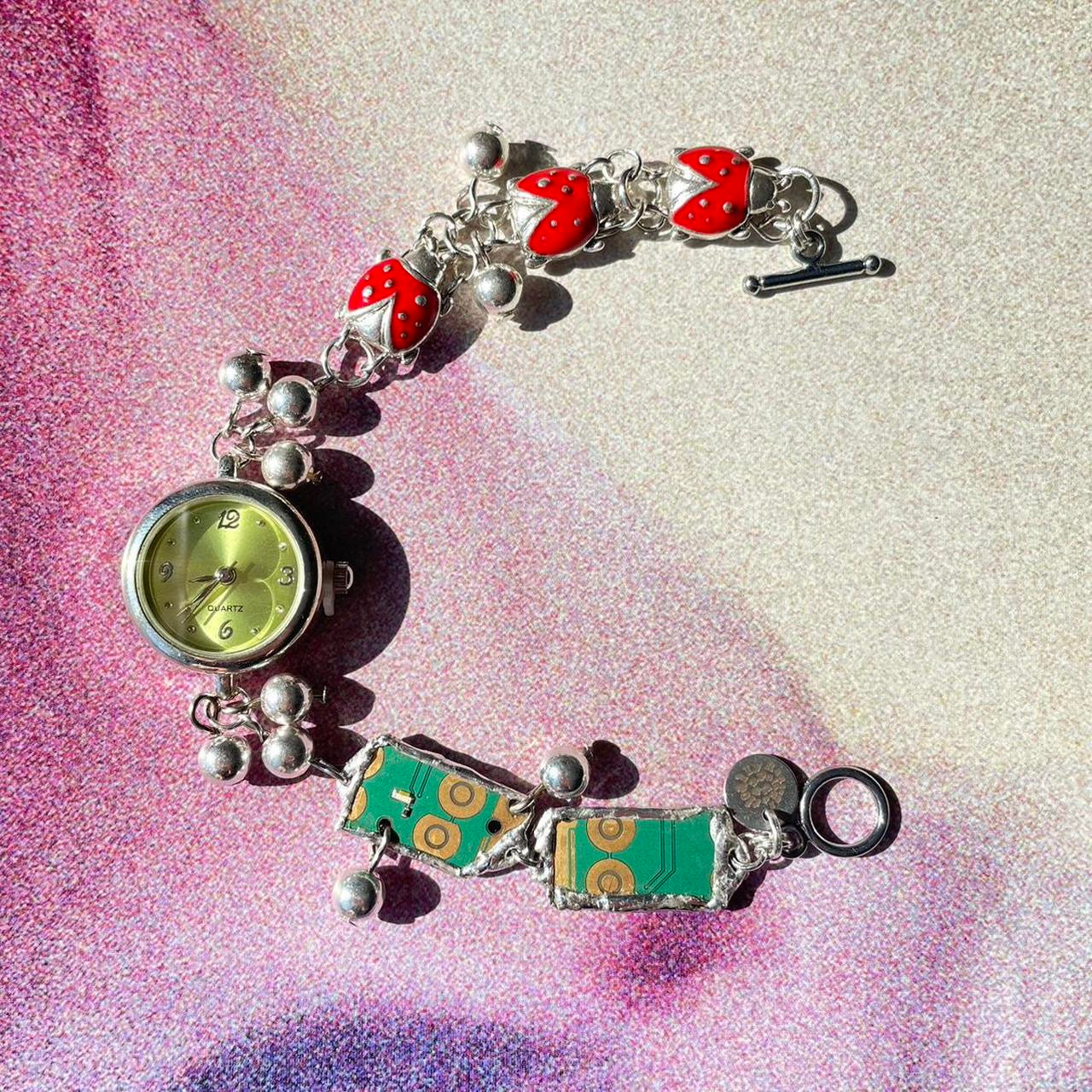 (09) the computer bug watch ୭ ˚.⁺
